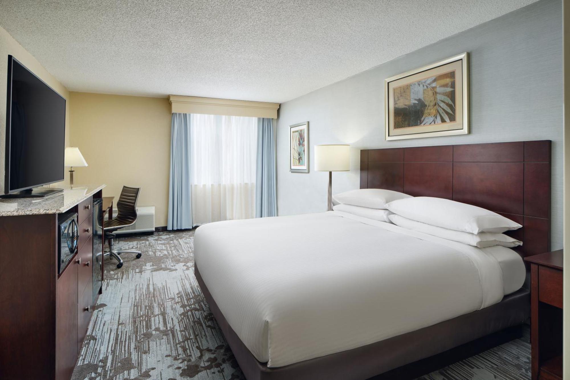 Hotel Doubletree By Hilton Rocky Mount Extérieur photo
