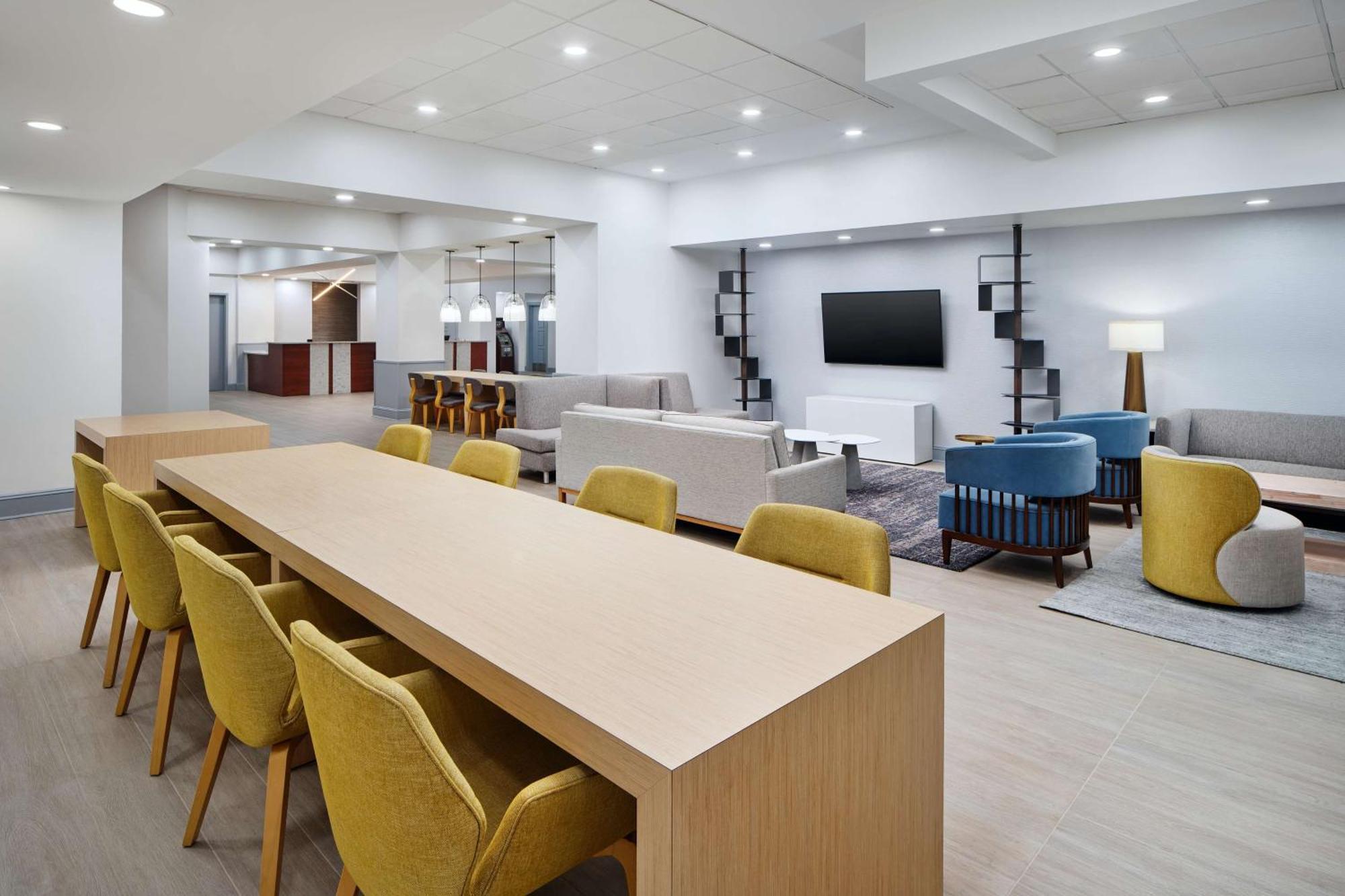 Hotel Doubletree By Hilton Rocky Mount Extérieur photo